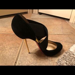 Black Loubs, great condition.